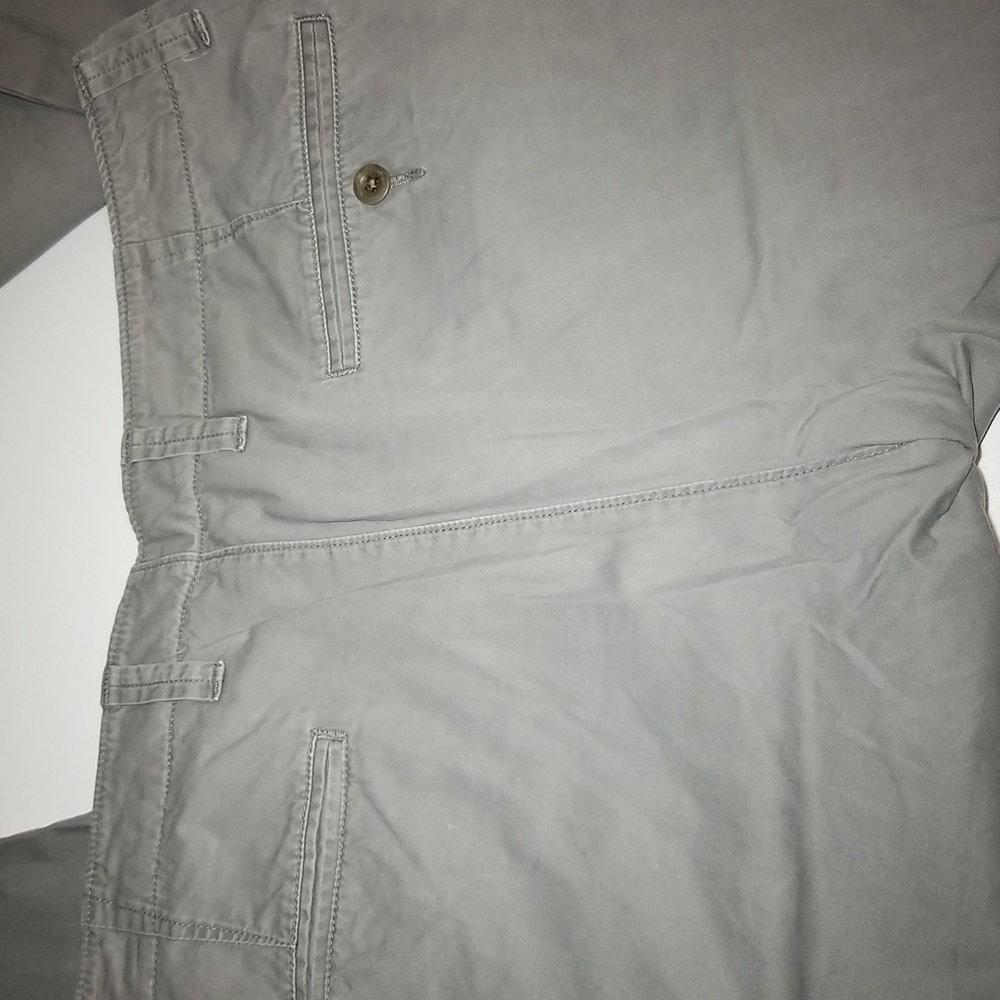 J Crew Gray,khaki pants  men's size  32 x32.